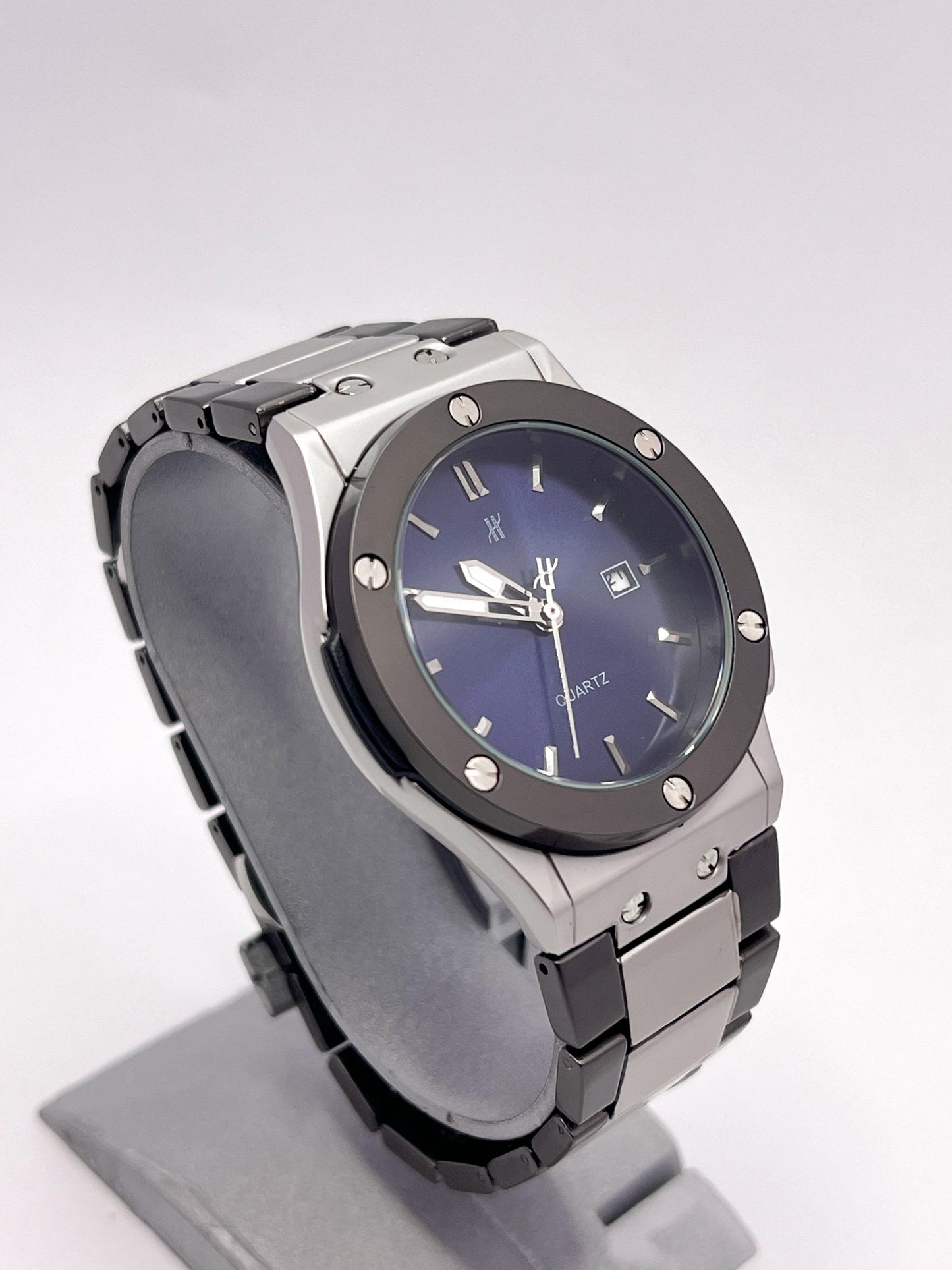 Hublot Classic Fusion Titanium Blue 42 mm (Modle: 542.NX.7170.RX)